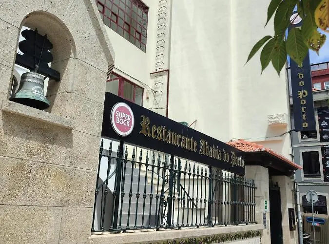 Ateneu Boutique Townhouse Bolhão